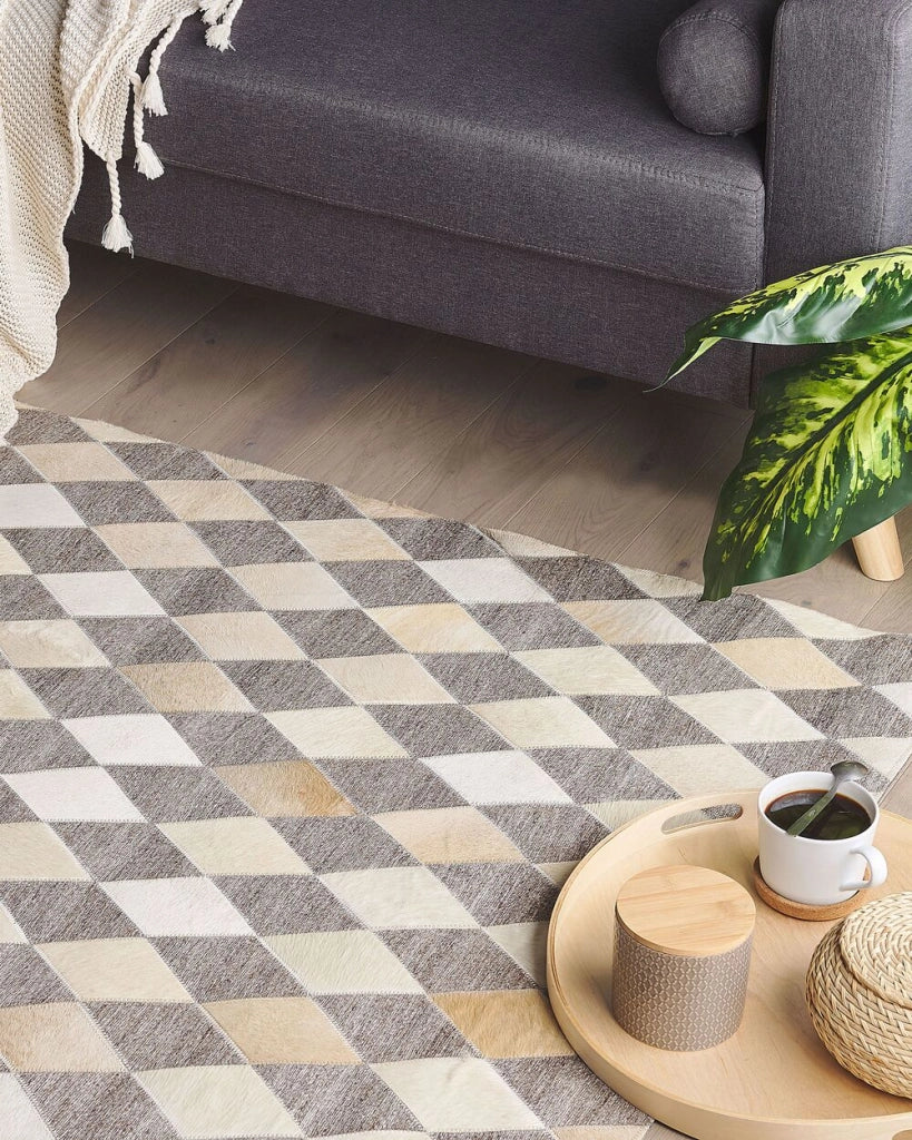 Tappeto tappetino Pelle di vacchetta jacquard marrone e beige Motivo geometrico a rombi Retro 160 x 230 cm