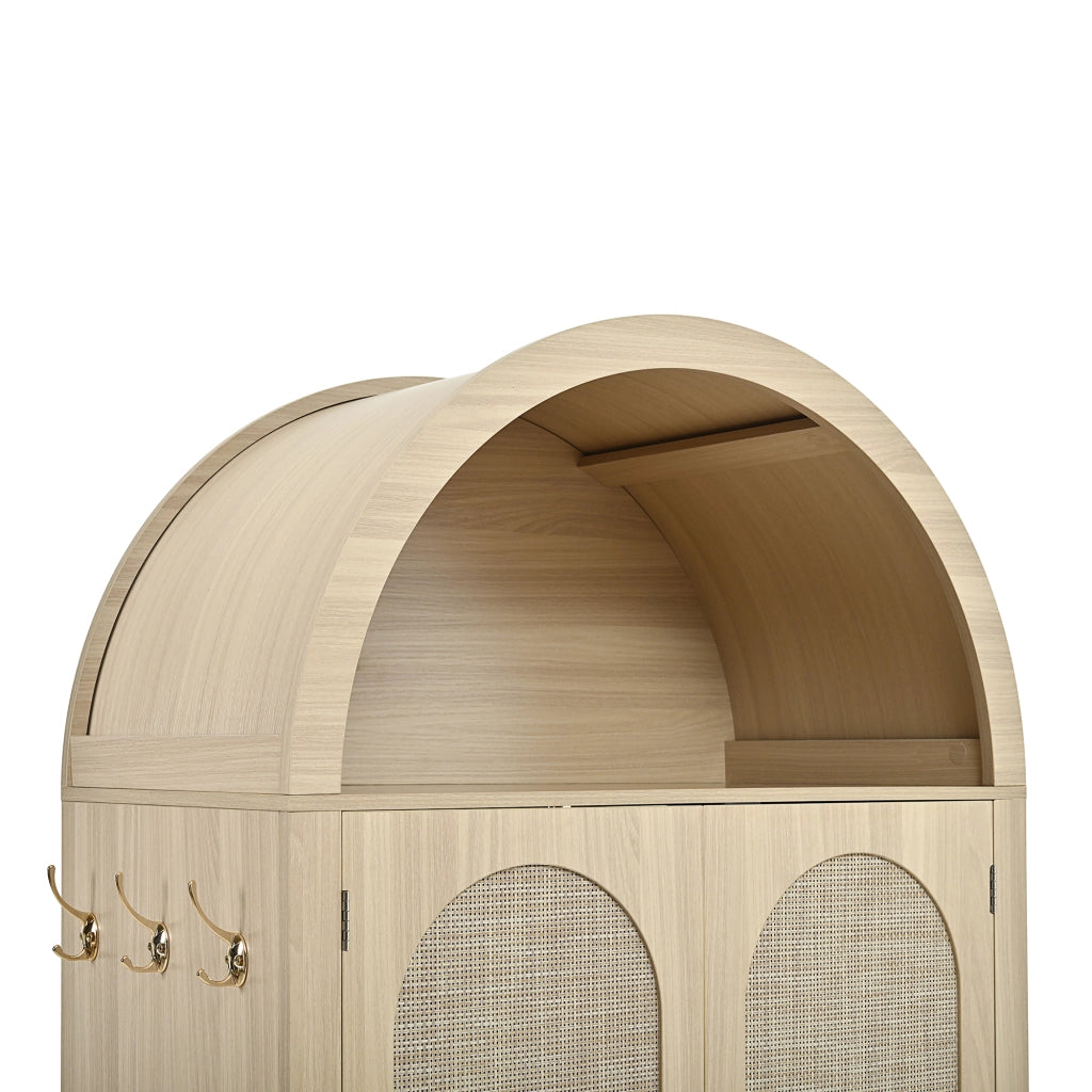 Credenza con ripiani aperti, armadietto con ante in rattan, doppi cassetti e ganci laterali, in MDF rovere