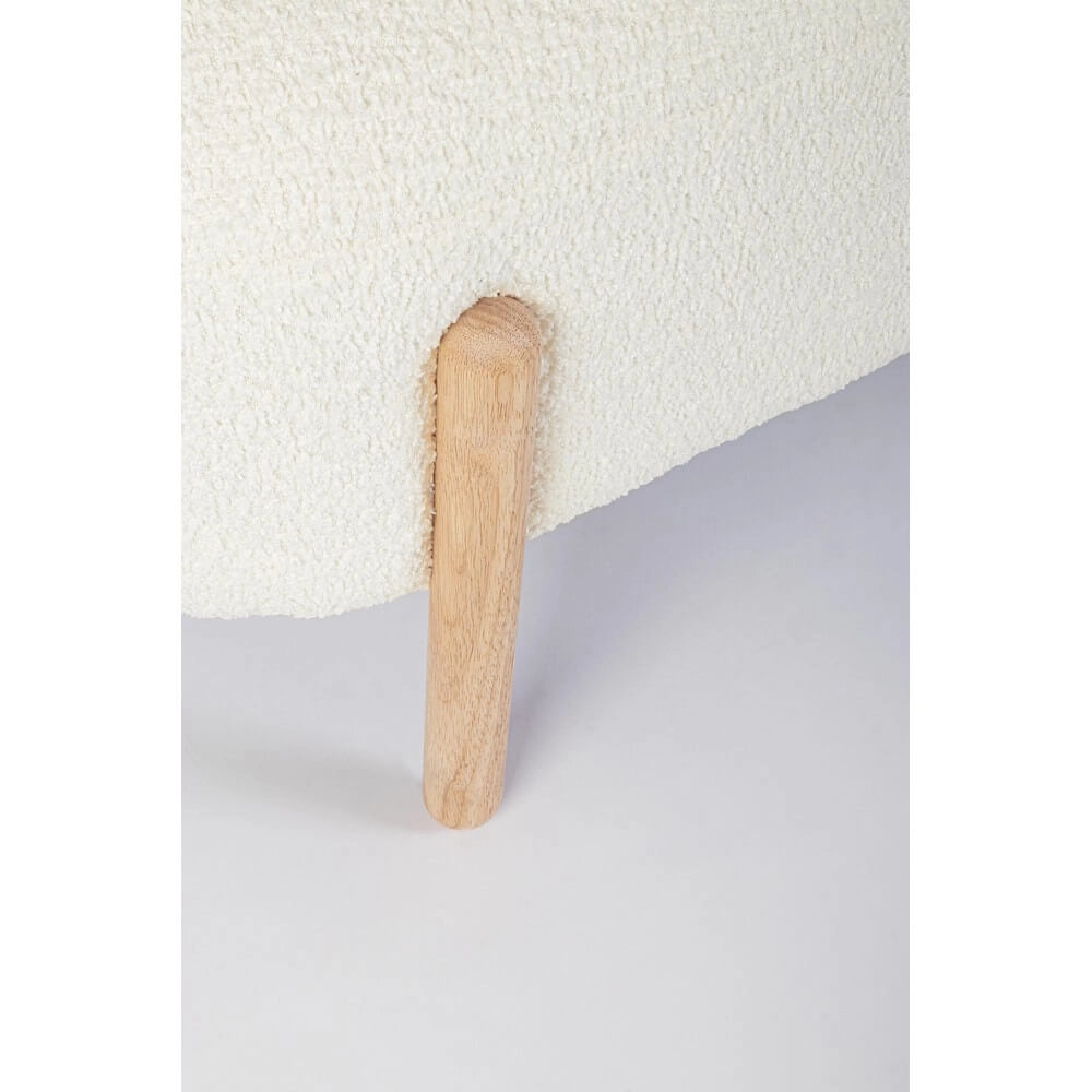Panca imbottita effetto bouclé con gambe in legno naturale - SIENNA