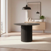 Tavolo rotondo Olympus piano effetto marmo grigio opaco e base cannettata nera 110x110x76