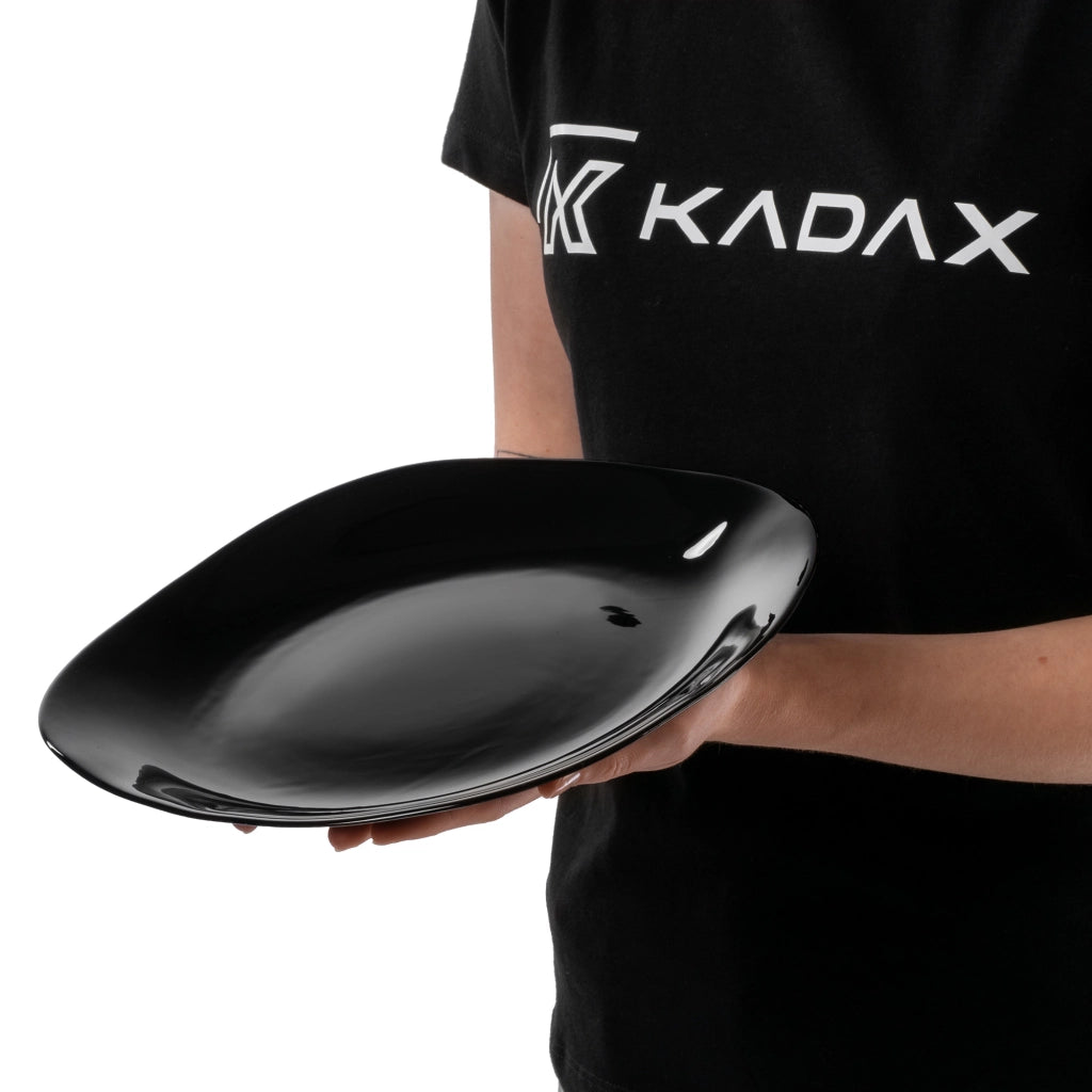 Set di 6 piatti piani KADAX da 28 cm, colore nero.