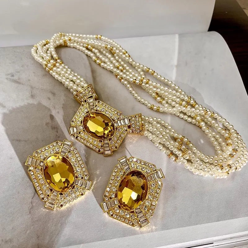 Collana e orecchini vintage fatti a mano con pendente multistrato di perle e cristalli, regalo di Natale per donna, regalo di compleanno