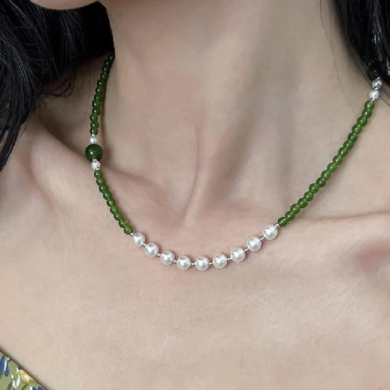 Collana vintage fatta a mano con perle di cristallo verde, regalo di Natale per donna, regalo di compleanno