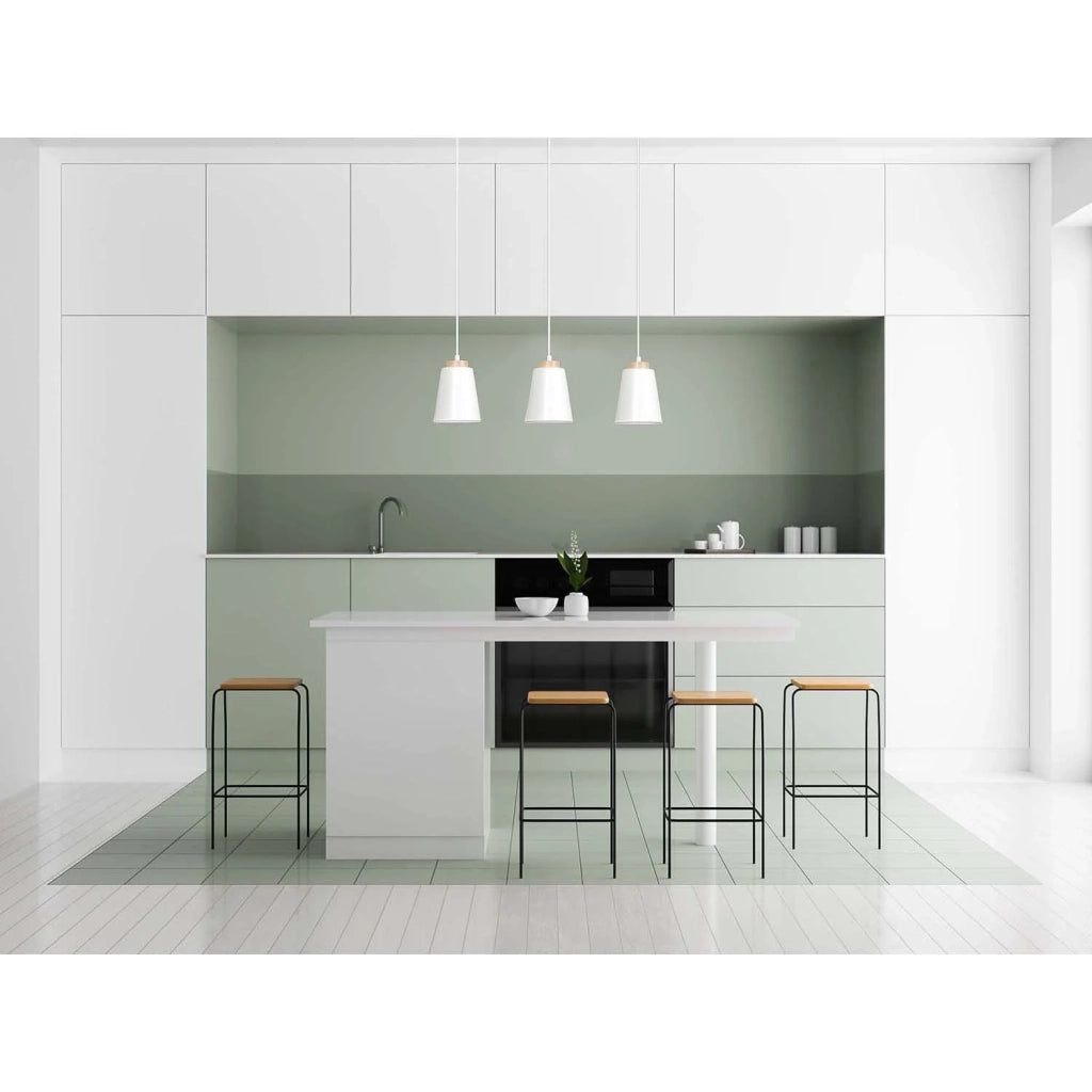 Lampadario 3 Luci Lancillotto Con Paralumi A Cono In Acciaio Bianco E Legno Naturale