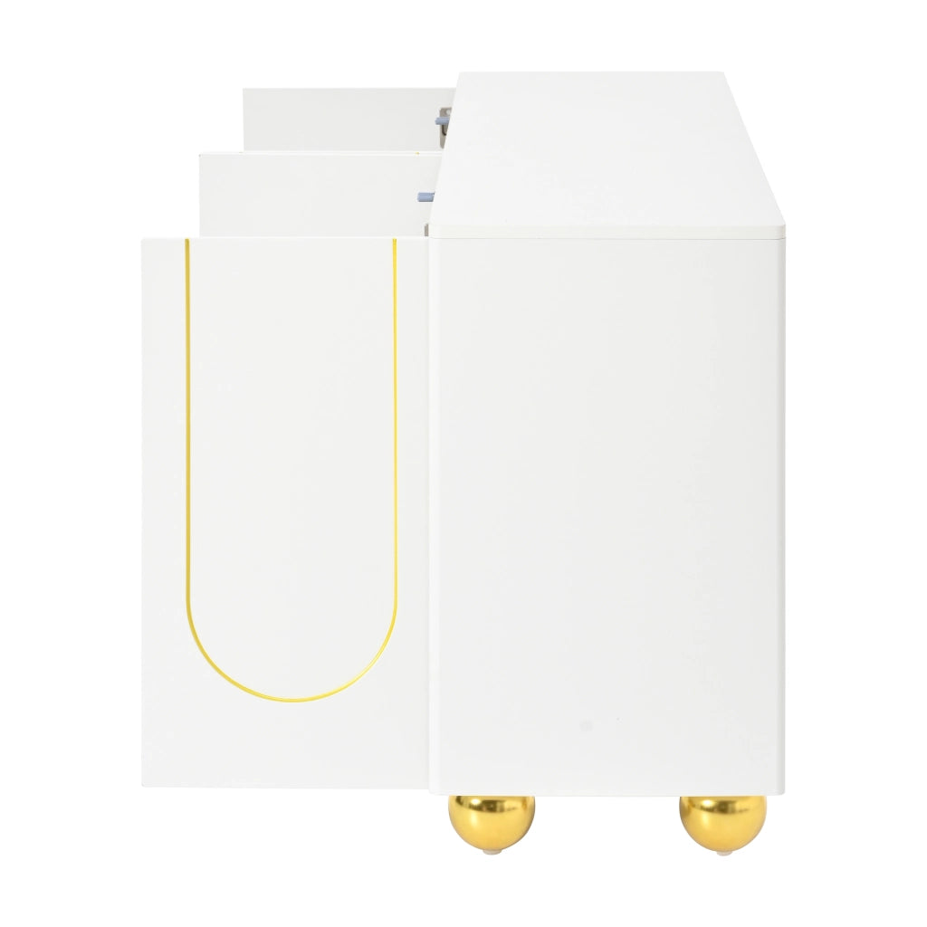 Credenza, mobile contenitore, ante con decorazioni ad arco in filo d’oro, piedini metallici sferici, bianco