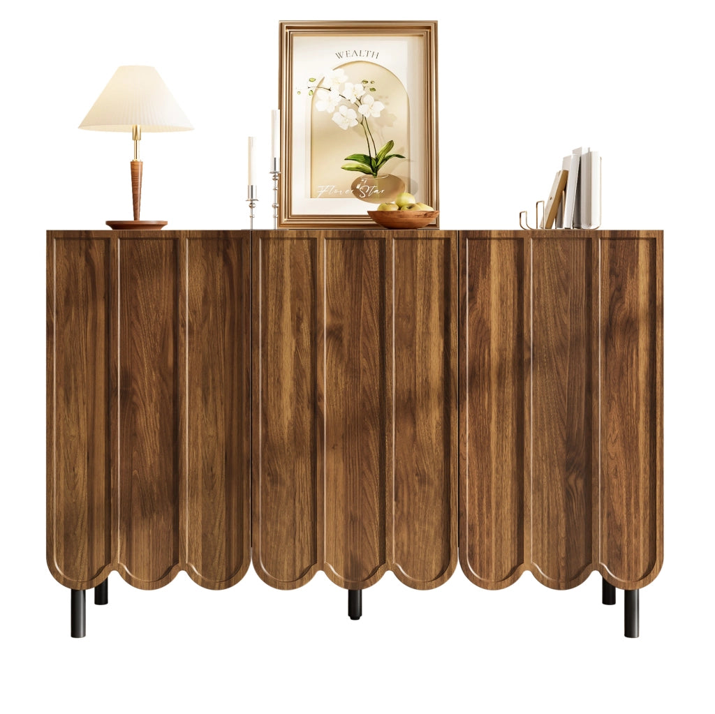 Sideboard moderno 120x35x80 cm in MDF effetto noce; ante ondulate e ripiani regolabili