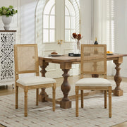 Set di 2 sedie da pranzo in stile rustico francese, struttura in legno massello anticato, schienale quadrato in rattan intrecciato, seduta rivestita i