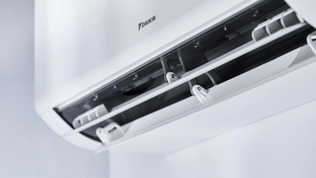 Climatizzatore Condizionatore Daikin Bluevolution Quadri Split Inverter serie PERFERA ALL SEASON 5+5+5+5 con 4MXM68A R-32 Wi-Fi Integrato 5000+5000+5000+5000 Garanzia Italiana