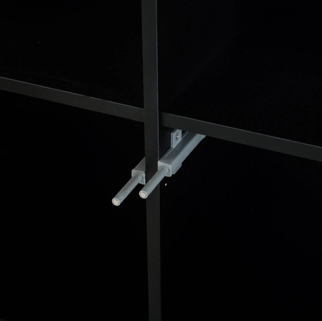 Vetrina 80x35x180 cm con illuminazione LED e 10 vani in MDF nero e naturale