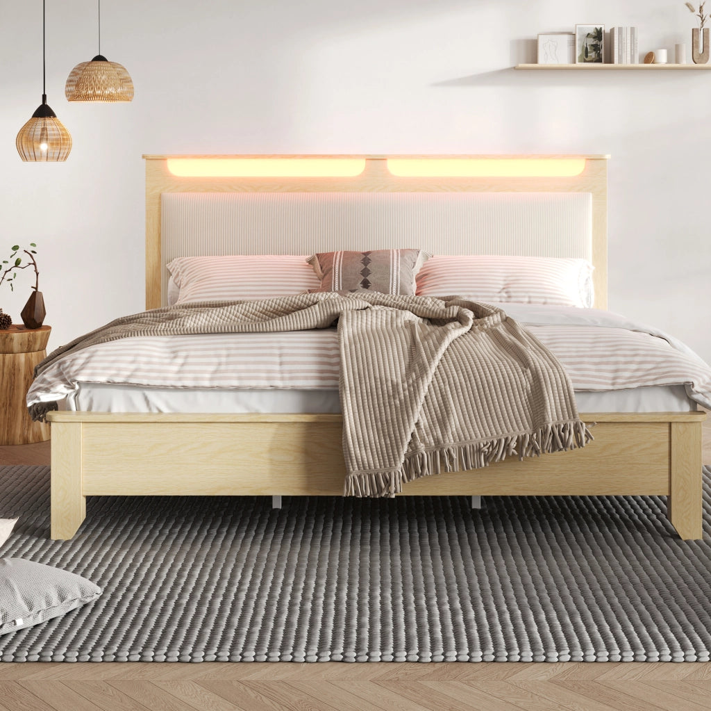Letto matrimoniale 140x200 cm in legno effetto rovere chiaro con testiera imbottita in corda beige e LED