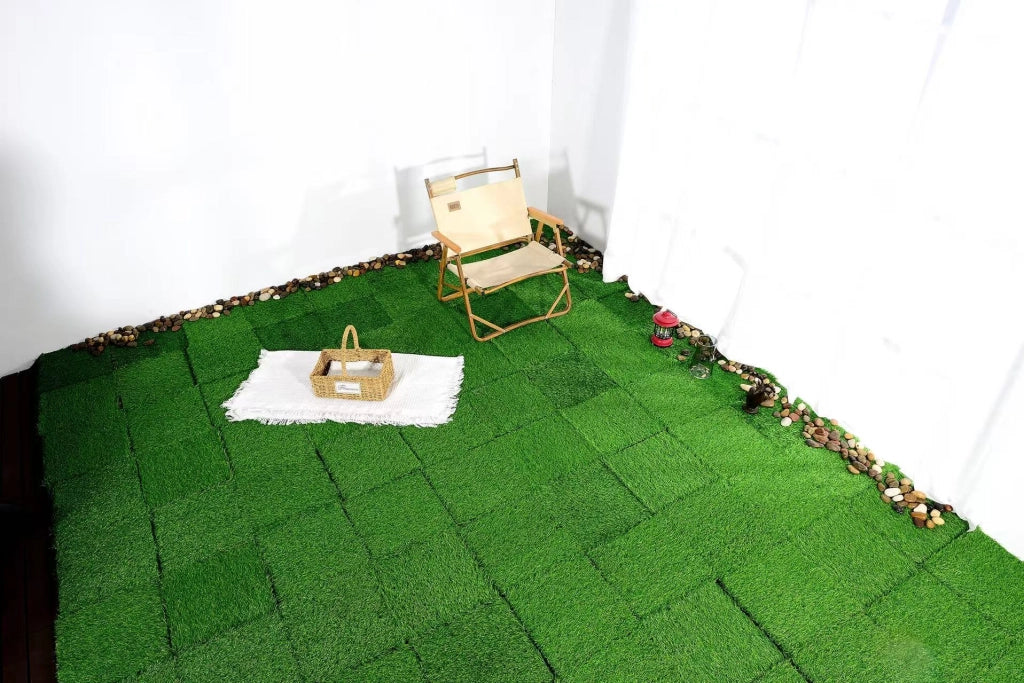 Piastrelle Erba Artificiale Interlocking 36 pezzi ¨C MINIMAL ¨C Verde, 30x30 cm, Balcone/Giardino