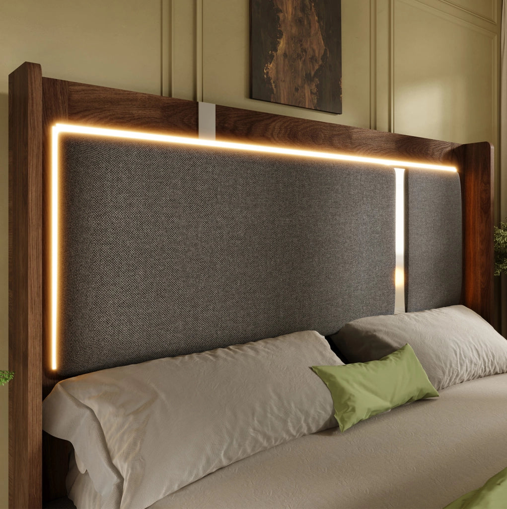 Letto imbottito 140x190 con LED, contenitore idraulico e rete a doghe