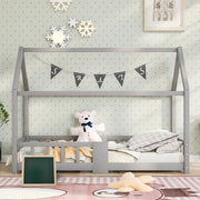 Letto a casetta per bambini 90 x 200 cm, letto in legno per cameretta con lavagna, rete a doghe e sponda di sicurezza, in legno di pino, grigio (senza
