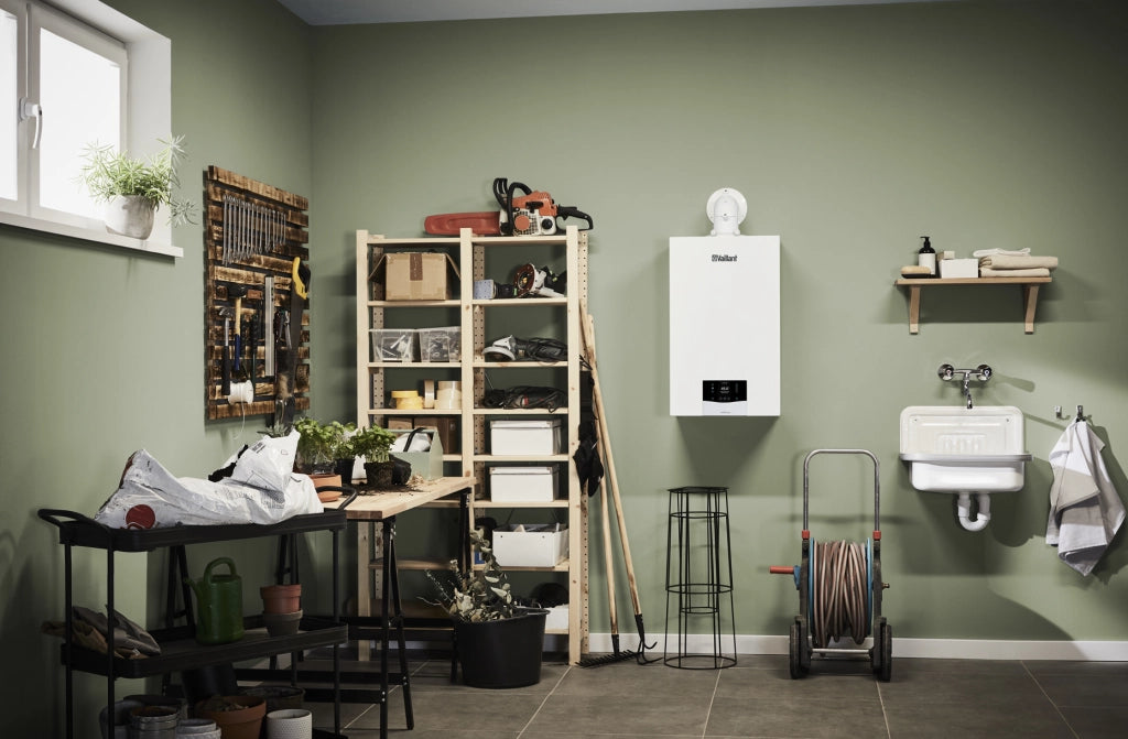 Caldaia a Condensazione Vaillant ecoTEC Plus VMW 35 CS/1-5 Metano/Gpl con Kit Scarico Fumi