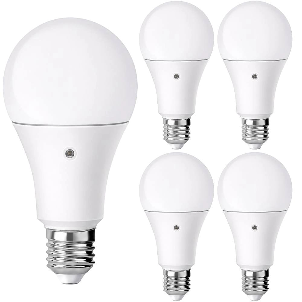 Lampadina led goccia a60 e27 9w 4000k 810lm con sensore crepuscolare *** numero pezzi 5, confezione 1