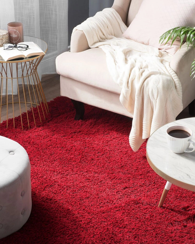 Tappeto Shaggy Tappeto a pelo lungo Solido Poliestere Rosso Rettangolare 140 x 200 cm