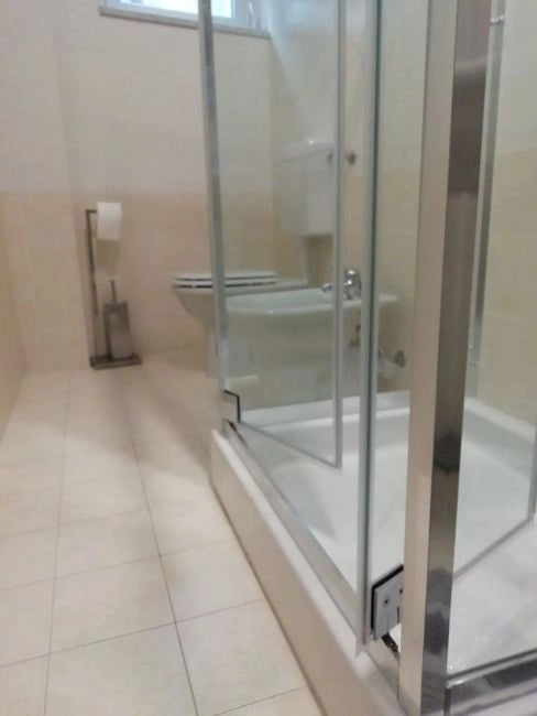 Box doccia Cristallo 6 mm 3 lati - Due Fissi piu' porta Saloon Trasparente - Misura: 70 x 130 x 70 x190h