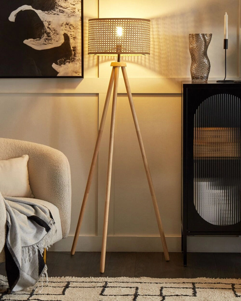 Lampada da terra in rattan naturale con paralume a tamburo in stile boho rustico soggiorno camera da letto