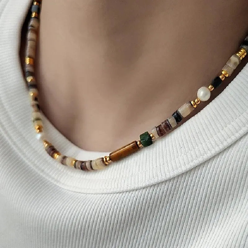 Collana vintage fatta a mano con perline di pietra naturale, regalo di Natale per donna, regalo di compleanno