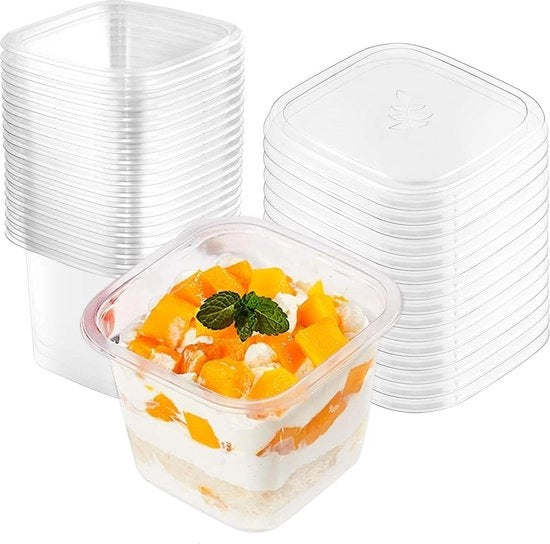Dessertglasse con coperchio 150 pz - 400 ml - bicchieri quadrati in plastica - bicchieri dessert riciclabili - bicchieri parfait per antipasti - mousse - pudding - tiramisù - dessert di gelato