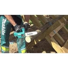 Motosega a batteria Makita DUC254Z 18V LXT 250 mm brushless per potatura