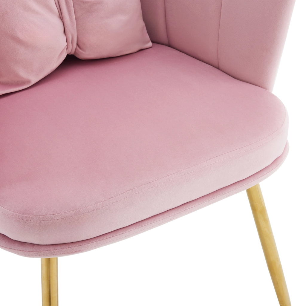 Poltrona da salotto in velluto rosa con schienale a petalo, cuscino schmetterling e gambe in metallo dorato