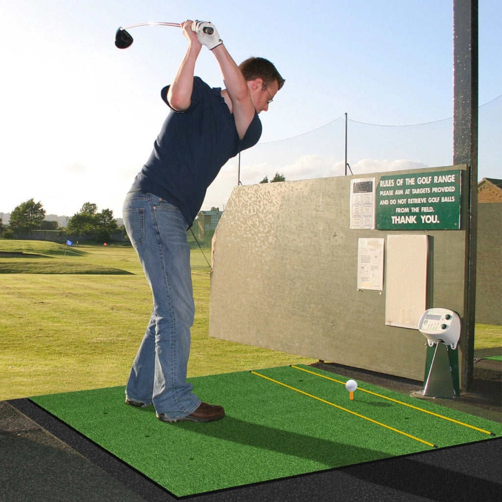 Tappetino golf con 2 punte da golf 2 astine di allineamento fori preforati, Tappetino in erba sintetica 152x117x3,2cm-Golf