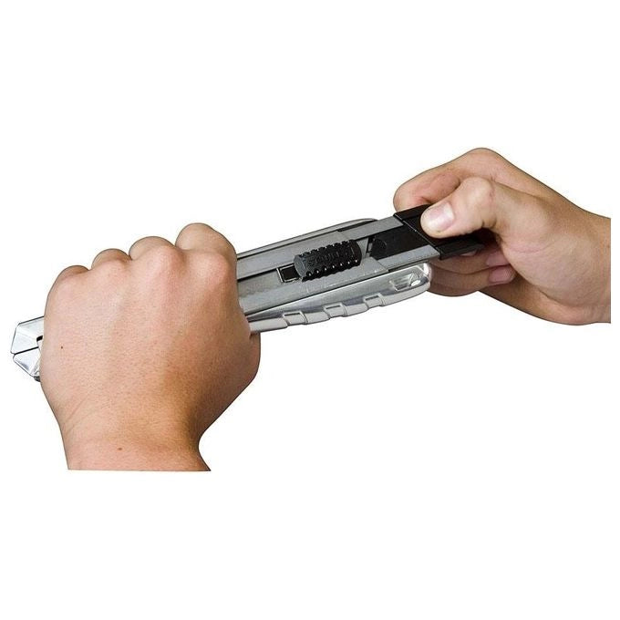 Stanley 0-10-820 Taglierino Nero, Acciaio inox Taglierino a lama retrattile