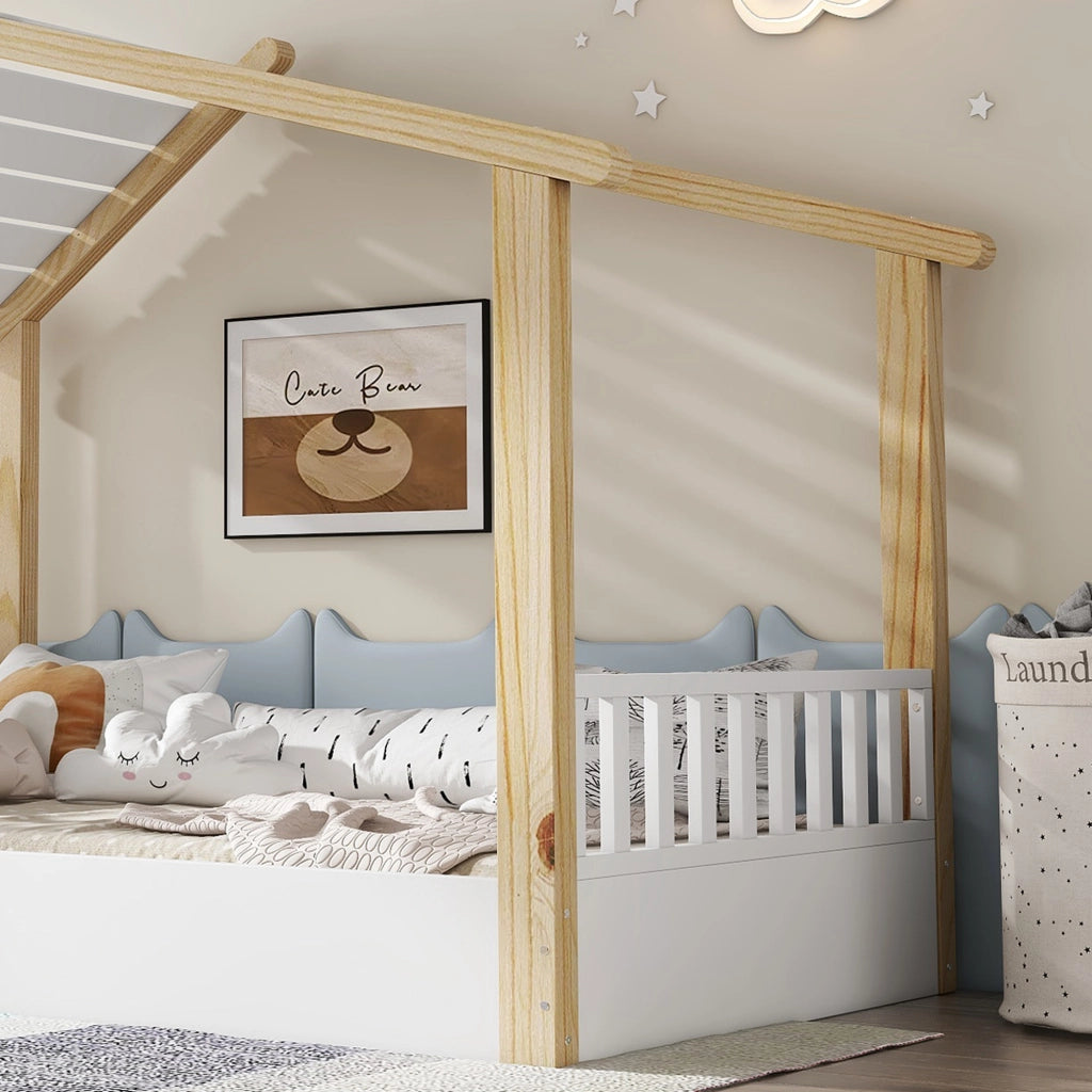 Letto per bambini a forma di casetta 90x200 cm, legno bianco e naturale, con reti a doghe stabili, struttura in pino, truciolare e MDF