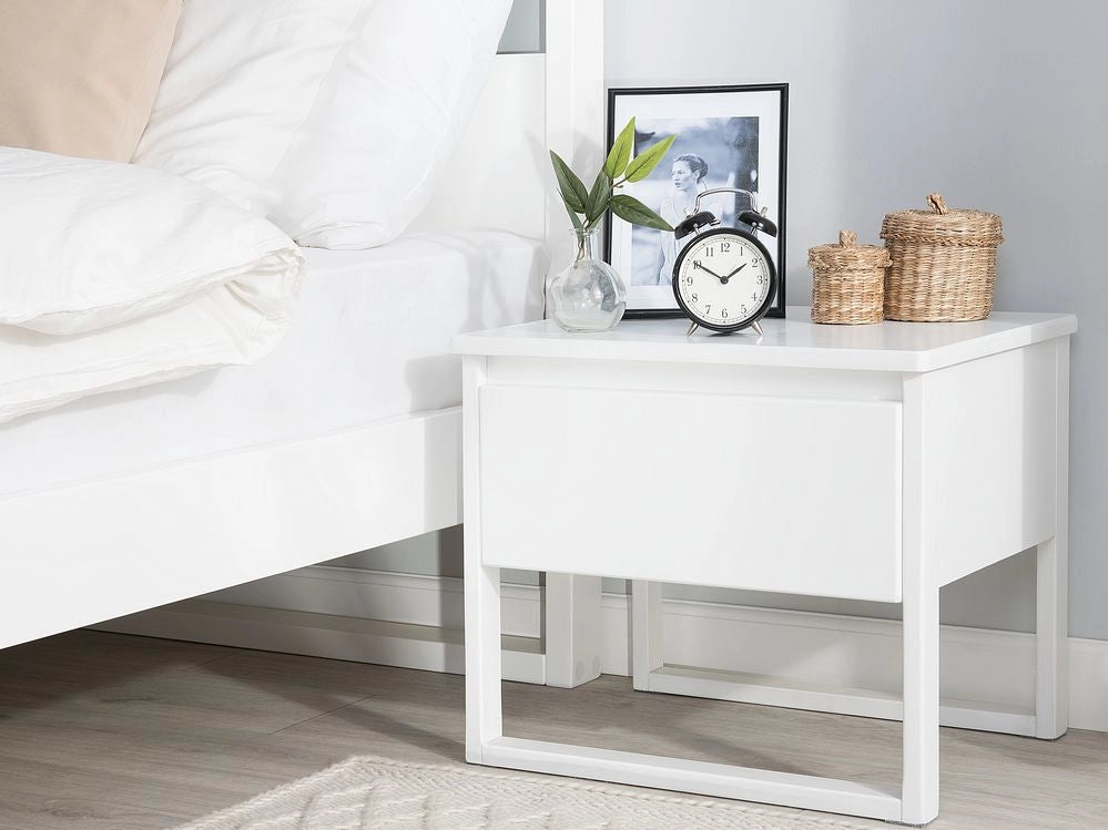 Comodino in legno di pino bianco 41 x 50 cm con un cassetto stile moderno