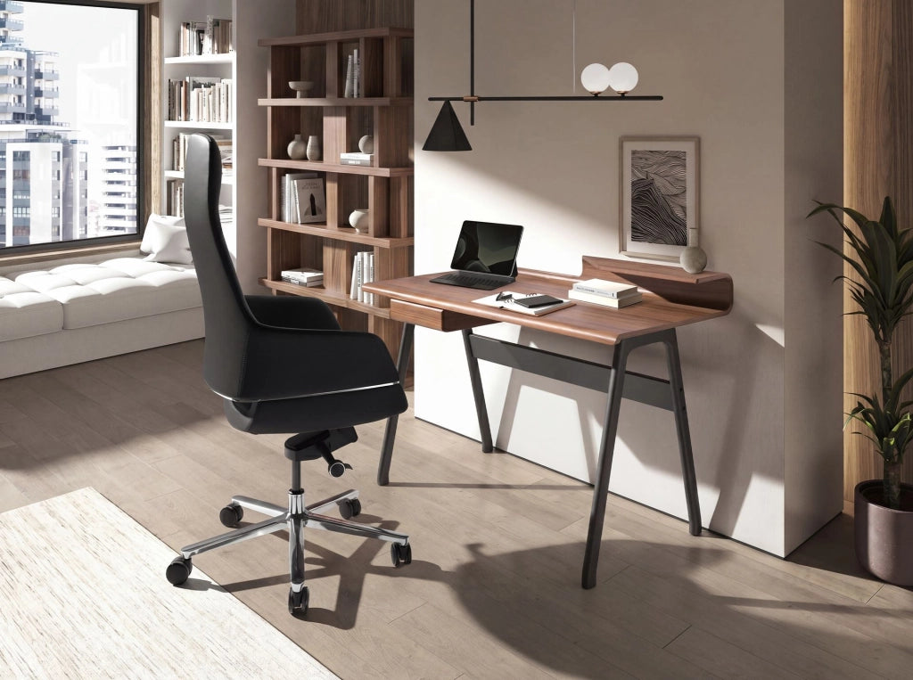 Sedia da ufficio girevole in similpelle nera