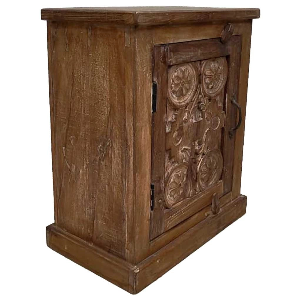 Comodino in legno fatto a mano49x28x62h cm