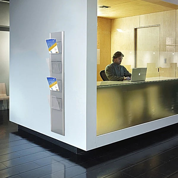 Porta brochure A4 in Metallo a Parete - Non personalizzato