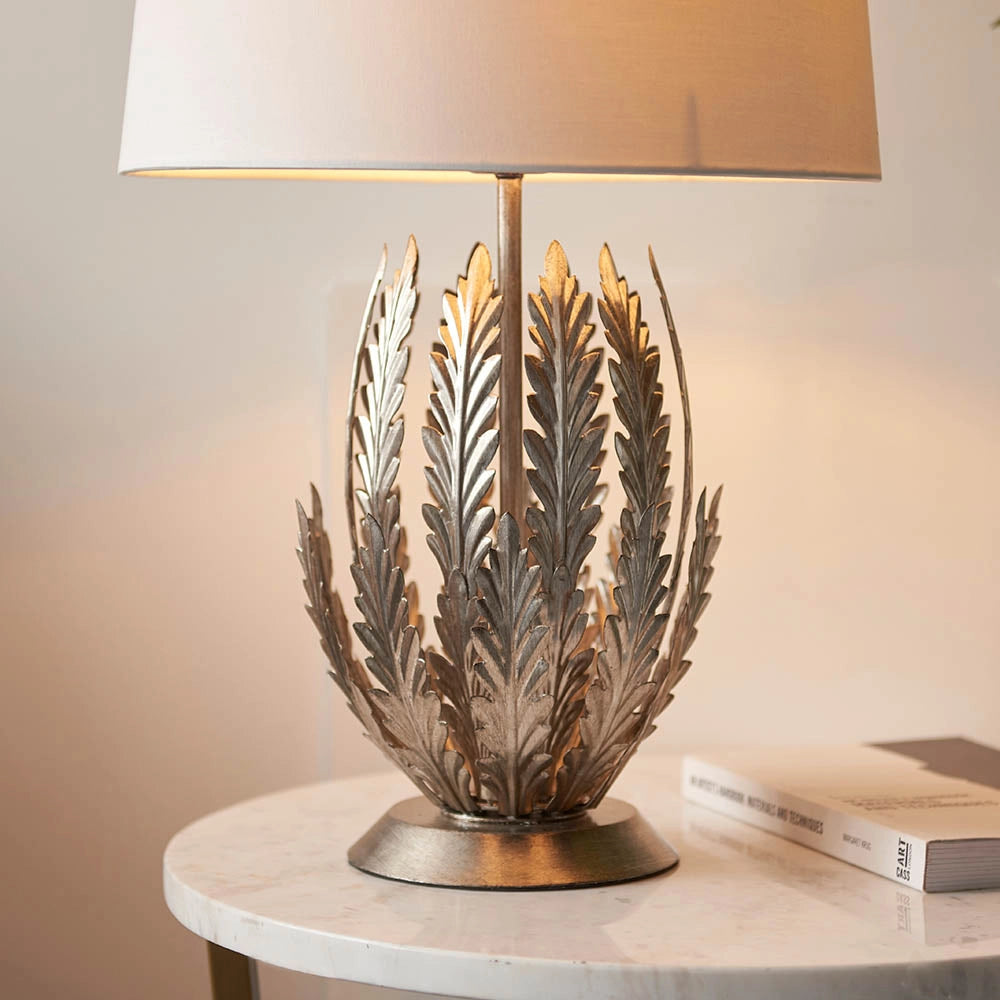 Lampada tavolo Art Déco argento foglie E27 Endon Delphine
