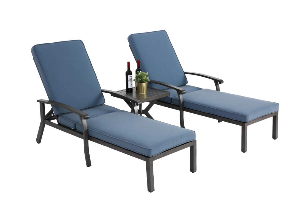Chaise longue da esterno con cuscino; schienale regolabile a 5 posizioni; alluminio blu
