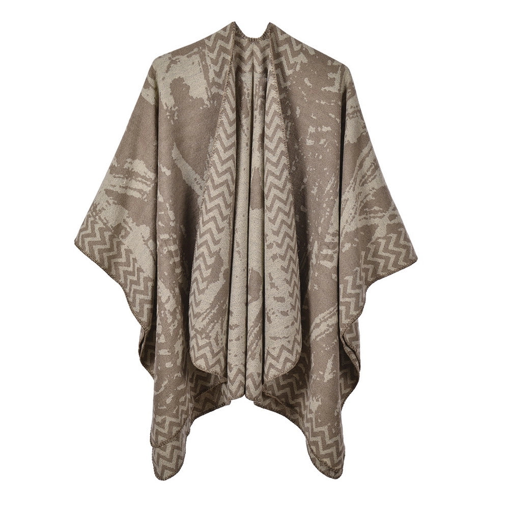 Elegante scialle/mantella oversize, spesso e caldo in cashmere con spacchi