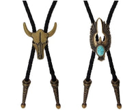 Set di Stropdas Bolo con Scheda/aquila - Manufatto a mano - Inserito in Turquoise - Tema Western Rodeo - Adatto per Feste e Matrimoni - Bolo Tie 

Modello: Koe Schedel/Adelaar