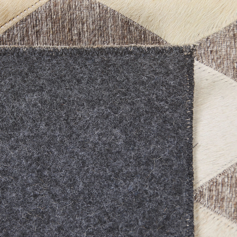 Tappeto tappetino Pelle di vacchetta jacquard marrone e beige Motivo geometrico a rombi Retro 160 x 230 cm