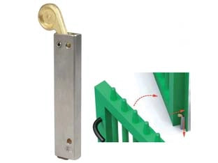 PALETTI AUTOMATICI PER CANCELLI  2 ANTE ART. 418- - mm.15x30x145h. - 2 pezzi IBFM