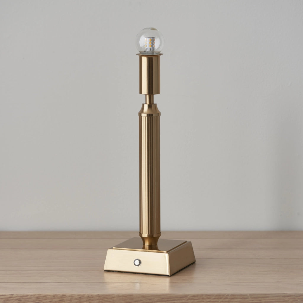 Base lampada tavolo ricaricabile touch ottone LED Endon