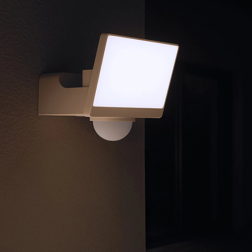 Faro LED 30W 2000lm 4000K PIR IP54 bianco Davos Milagro