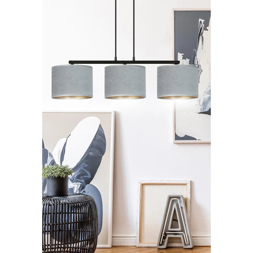 Lampadario 3 Luci Ganesha In Acciaio Nero E Paralumi In Tessuto Grigio