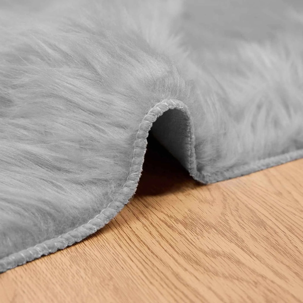 Tappeto in finta TAFALLA Grigio 120 x 170 cm Poliestere 42021526
