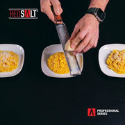 Zester a stantuffo in acciaio inossidabile con impugnatura in legno - Ideale per arance e formaggi - Macchina da raspo per cucina professionale Raspen
