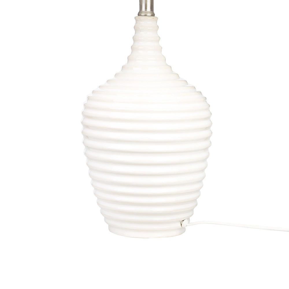 Lampada da tavolo Base in ceramica beige Paralume in tessuto Illuminazione d'ambiente Lampada da tavolo da comodino