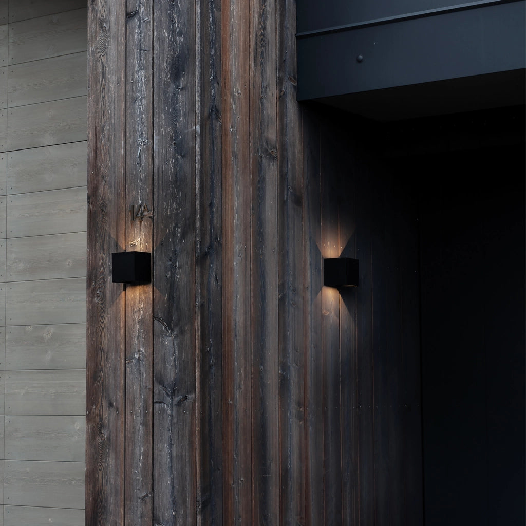 Applique Per Esterno Atom 2 Luci Led Integrato Bianca