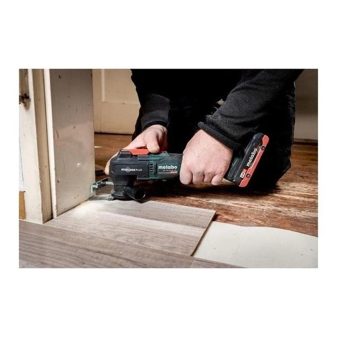 Metabo 6130888800 MT 18 LTX BL QSL Multitool a batteria 18 V 2x4 Ah LiHD con motore brushless e cambio utensili rapido colore Nero Verde Rosso