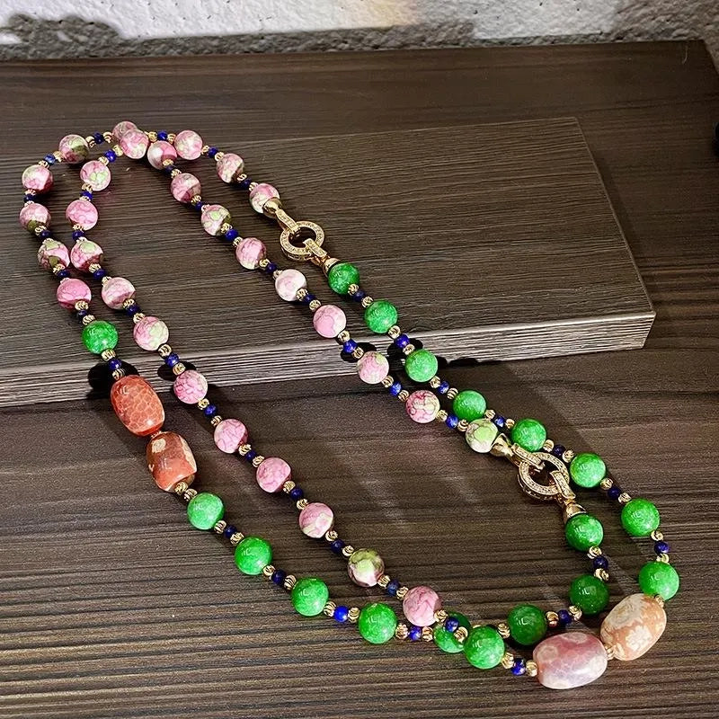 Collana fatta a mano con perline di lapislazzuli, agata, ceramica rosa e pietra naturale, regalo di Natale o compleanno.