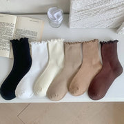 Calze a rilievo per donna – Pantaloncini corti con inserti di raso