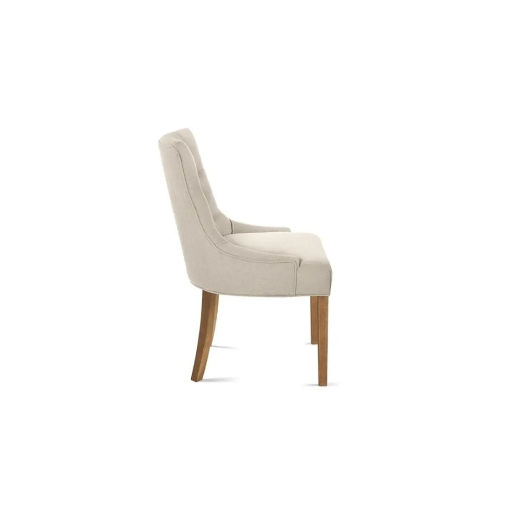Sedia ROYA – Tessuto sabbia – Piedi in legno – H93 x L56 x P60 cm